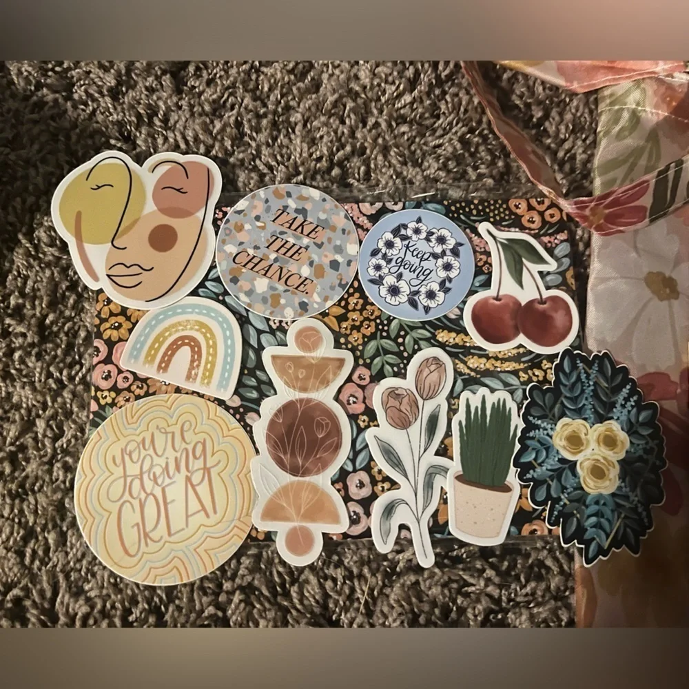 Elyse Breanne design grab bag